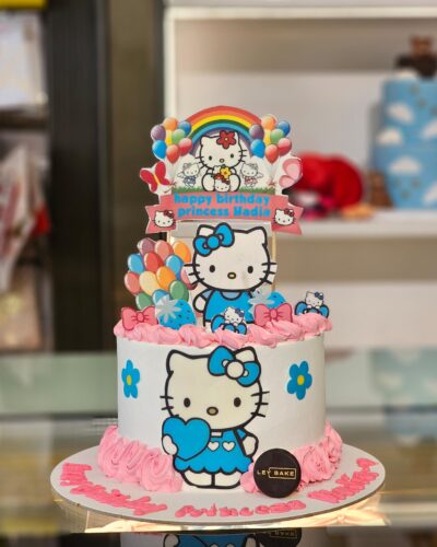 Hello kitty customized cake