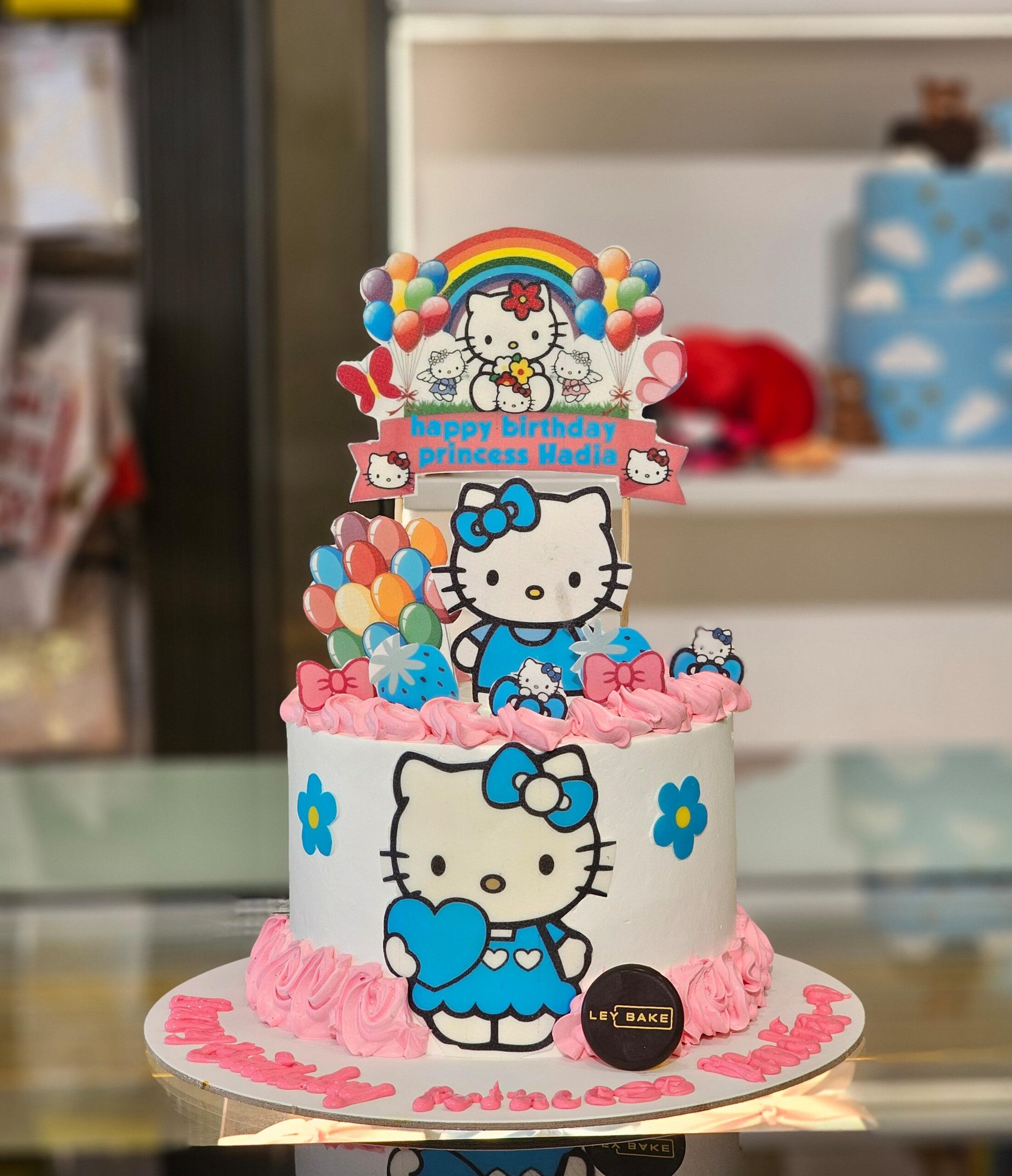Hello kitty customized cake